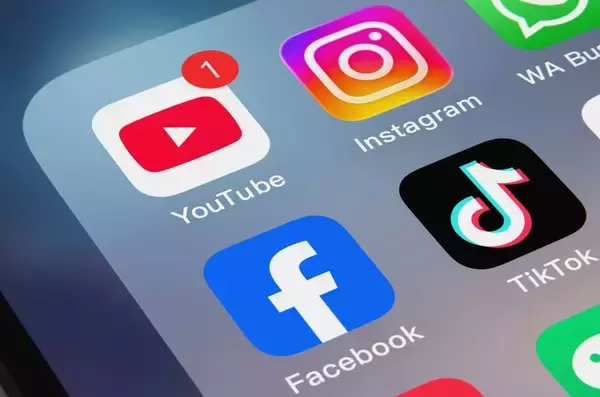 「｢インスタは人生を壊すように設計されている｣スマホ中毒の20歳女性が巨大企業から9.5億円を勝ち取れたワケ」の画像