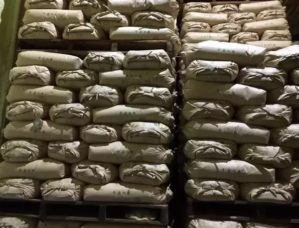 「｢おこめ券｣でJAを救済したいだけ…税金4000億円で"史上最高値のコメ"を買わせる農水大臣とJAの癒着ぶり【2025年12月BEST】」の画像