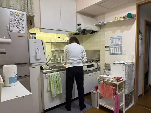 「｢老後2000万円｣なんて必要ない…退職金も投資経験もない76歳女性が｢年金だけ｣で400万円貯められた理由」の画像