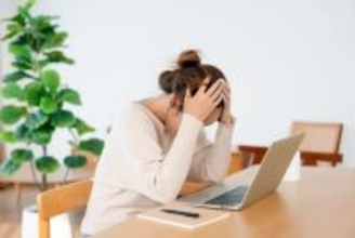 世帯年収1000万円超でも毎月赤字の40代夫婦…子2人の大学進学を乗り越えるためFPが真っ先に変えたこと