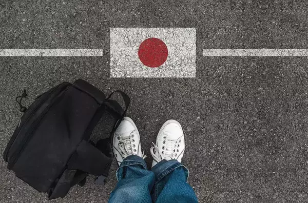100万円が13年で1118万円に…橘玲が教える｢生きているだけで貧乏になる国｣で着実に資産を増やす方法