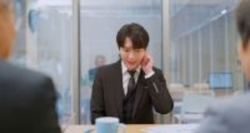 ｢人｣の字を飲むでも深呼吸でもない…｢面接｣でガクブルだった男性が今"数百万人"を前に話せる"まさか"の秘策