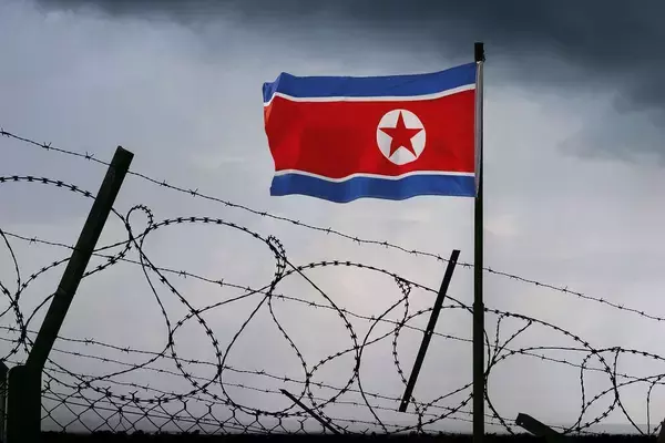「｢プーチンに組して6000人戦死｣でも金正恩はほくそ笑む…北朝鮮兵の生き残りが持ち帰った"意外な戦利品"」の画像