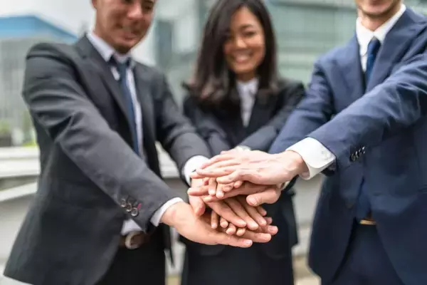 「運動会､社員旅行は効果絶大だった…日本が捨てた"家族主義的経営"を世界の企業が取り入れ始めたワケ」の画像