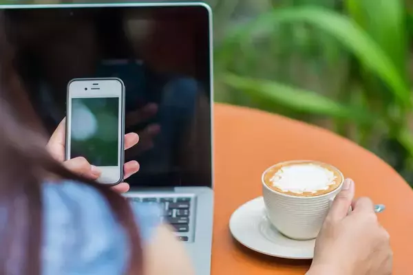 限りある時間を有意義に使える人は知っている…佐藤優｢現代人からお金と時間を奪う時間泥棒の正体｣