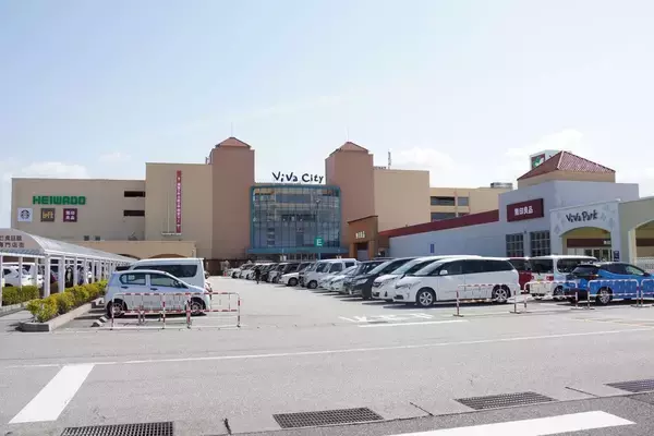 スーパー逆境の時代に｢過去最高収益｣…滋賀県民が大好き平和堂のメガバンク巻き込んだ"HOP経済圏"の正体