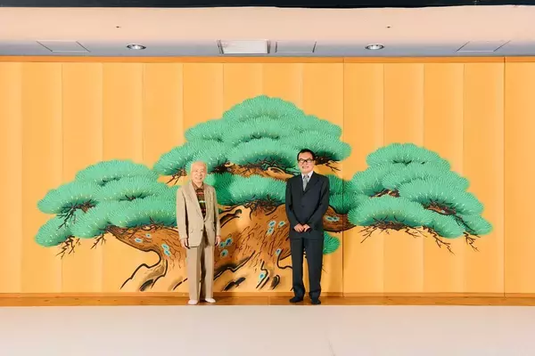 SNSもAIロボットも使いこなす95歳の"健康の秘訣"…現役歌舞伎役者が｢これだけは使わない｣と決めた日用品