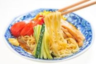 ｢熱々麺の冷やし中華｣｢タンスに尿取りパッドの塊｣…それでも50代娘が嫌いだった認知症母を愛し抜いたワケ
