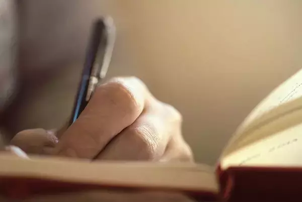「毎朝のウォーキングは全然健康的ではない…600冊つくった作家が警鐘"枯れた50代"になる朝イチの愚行」の画像