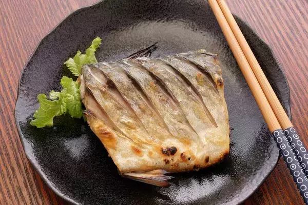 「刺身でもレバーでもない…管理栄養士が｢骨粗鬆症予防に欠かせない｣と勧める"魚と肉の食べ方"」の画像