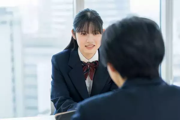 「家族だけで抱え込んではいけない…わが子の｢死にたい｣に悩む親が頼れる"6種類の公的窓口の中身"」の画像