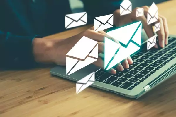 ｢即レスできるほうが偉い｣は大間違い…忙しい人ほど実感できる"スロー返信デー"の驚きの効果