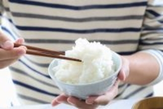 血糖値の上昇を抑え込める…糖尿病専門医が｢白米､ラーメン､甘いお菓子の後にぜひ｣と勧める"12秒の運動"