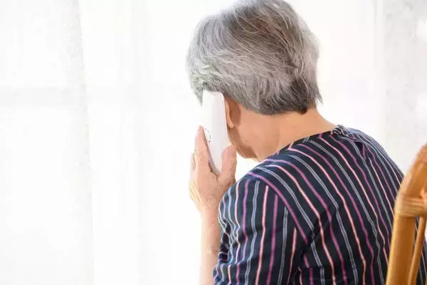 ｢孤独な親｣はいつ陰謀論にハマってもおかしくない…実家に帰省した時にやっておきたい｢再生履歴｣の大掃除