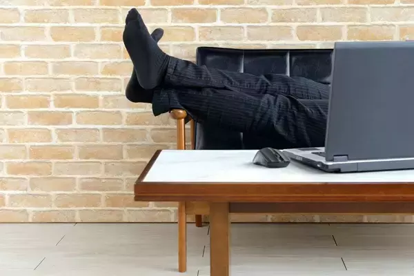 「｢高市首相は9条を盾に自衛隊派遣を断った｣はウソ…東大名誉教授が解説｢9条カードは日本が捨てた｣」の画像