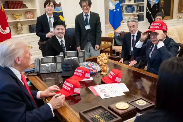 なぜ私はMAGA帽子をかぶりトランプ氏と撮影したのか…｢格下外交｣と批判された赤澤氏が語る交渉の全内幕