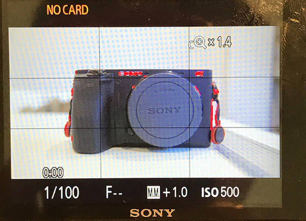 鈴木佑介のlook Ahead 未来に備える映像制作 Vol 01 Fuijnonmkレンズ 手持ちでシネレンズを使う時代がやってきた 17年5月19日 エキサイトニュース