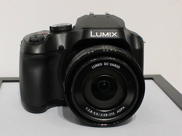 パナソニック 4kフォトや光学60倍ズームレンズを搭載したデジタルカメラ Lumix Dc Fz85 を発表 17年1月25日 エキサイトニュース