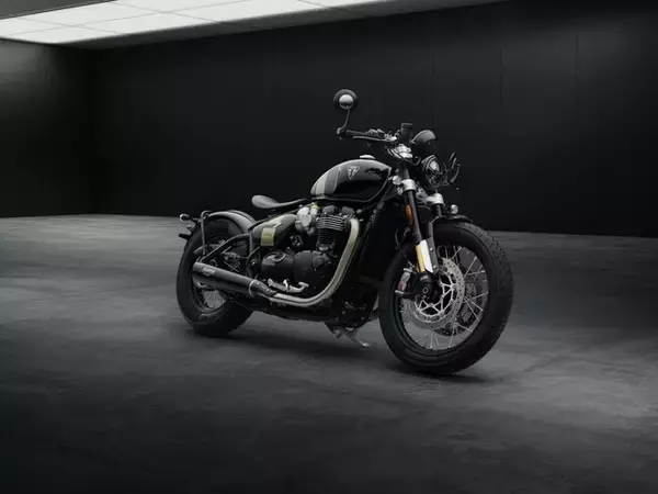「トライアンフから新型「BONNEVILLE BOBBER TFC」発表のお知らせ」の画像