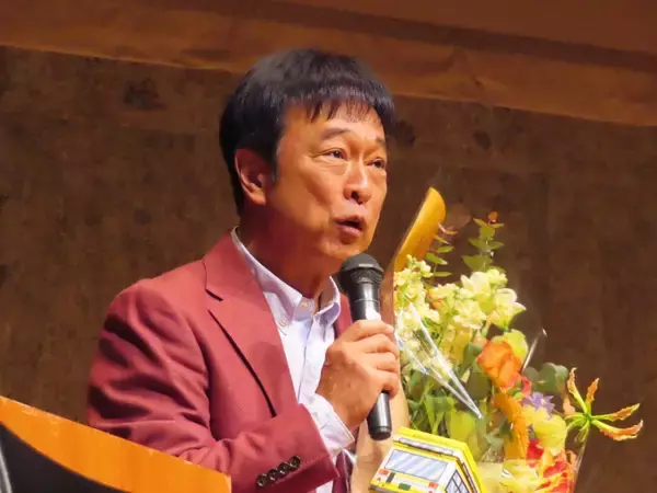 「深谷バスサミット」に埼玉工業大学の太川陽介特命教授（自動運転バス）が登壇、「一生バスと関わっていく」と誓う