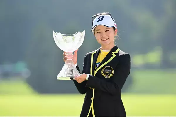 川崎春花・宮本勝昌 ブリヂストンゴルフのギアで国内ツアー同週優勝！