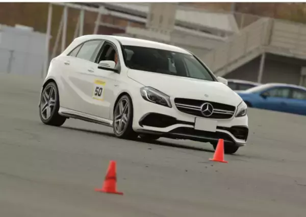 初級者向けドライビングレッスン「FSWスポーツドライビングレッスン(初級)」参加者募集中!【FSWインフォメーション No.I-05】