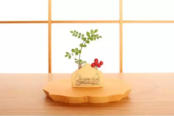 「くまだいの木」×木草舎コラボグッズキャンパス内の廃木材を活用した「野の花挿し」の販売開始について