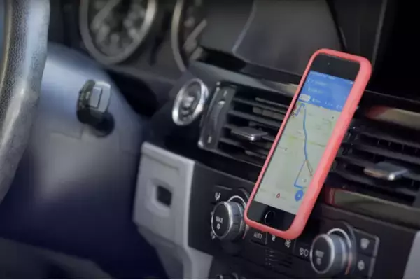 スマホの落下に終止符を。もう、悩まない。「MagSafeよりも強力でスタイリッシュなiPhone15ケースMagBak」公式サイト、Amazonで販売開始！
