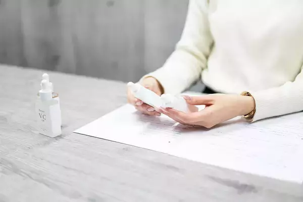 「誰かのためじゃなく、今の自分のために。“いちばんの肌” と向き合って生まれた4本の美容液」の画像