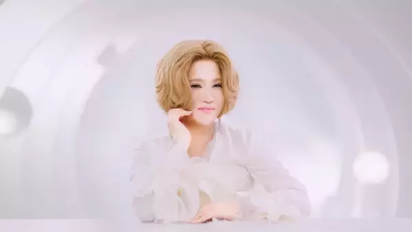 カリスマ美容家IKKOも唯一認めるオールインワンジェル　IKKOさん出演  コラリッチ新CMを4/29より限定OA！ ～コラリッチ EX ブライトニングリフトジェル『Welcome！コラリッチ』篇～