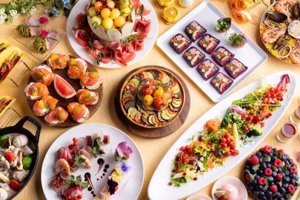 ヒルトン京都 “Colors of Spring”色とりどりの春を満喫する「スプリングメニュー」アフタヌーンティーセットやカクテルも春の装いに