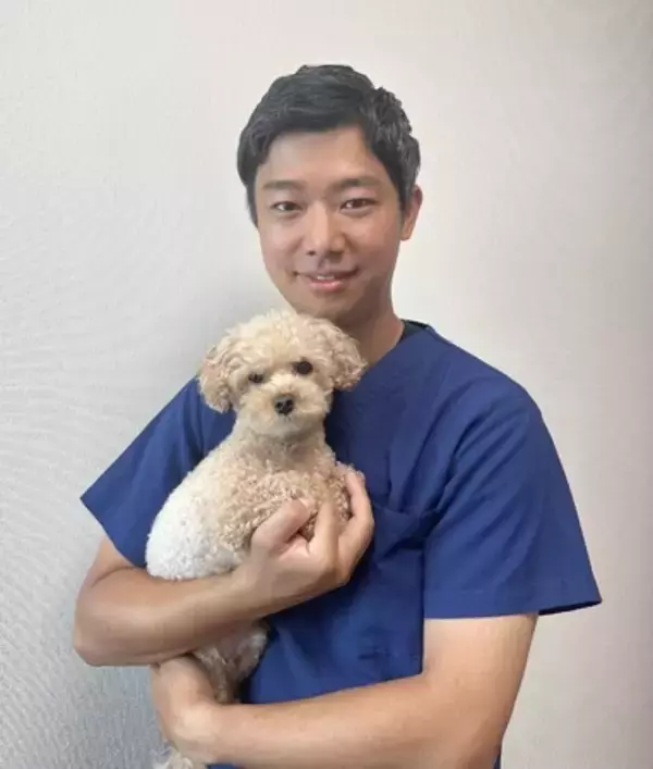 株式会社ライフメイトの元代表兼元グループ統括獣医師 渡利真也獣医師がA’aldaが運営するワンヘルスグループの総院長に就任