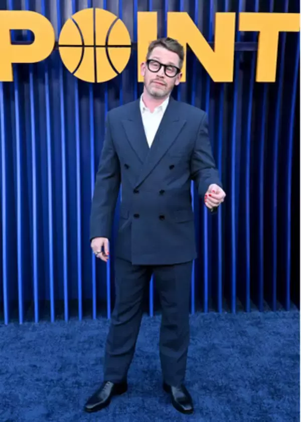 【Dior】マコーレー・カルキンが『ランニング・ポイント』のプレミアでディオールを着用