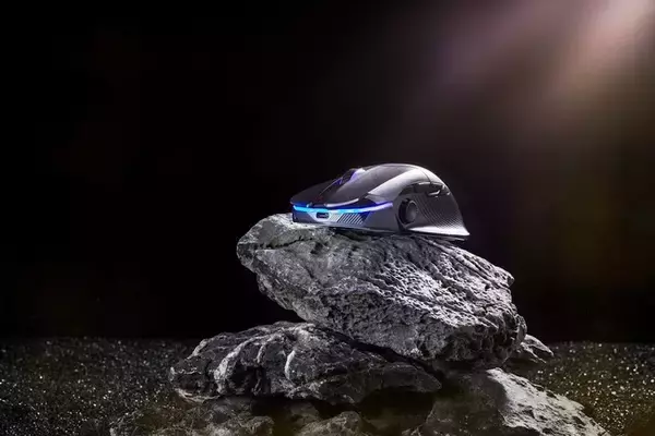 ASUSのゲーミングブランドRepublic Of Gamersより4方向ジョイスティックと7つのボタン搭載、最大36,000dpiのワイヤレスゲーミングマウス「ROG Chakram X」を発表