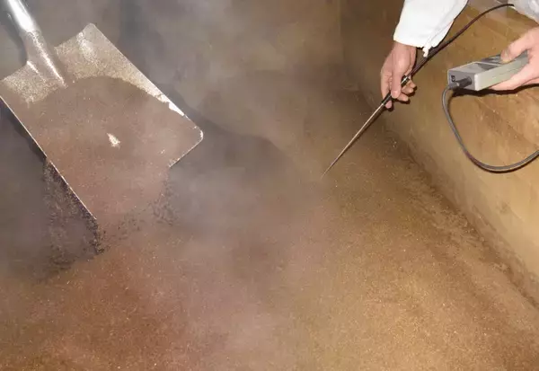 「「塗れば塗るほど素肌が美しくなる」水ファンデーションの開発に、HSP（ヒートショックプロテイン）専門ブランド「ストレピア」が挑戦した理由」の画像