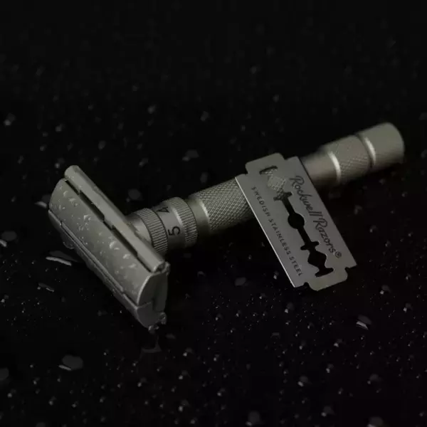 4年の歳月 ロックウェルレイザーが開発した革新技術を搭載『Rockwell T2』ステンレスシリーズを販売開始