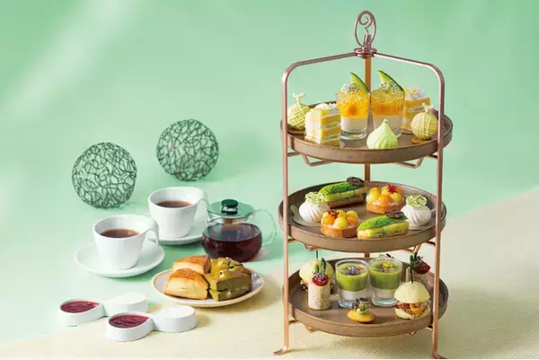 初夏の彩り溢れる、みずみずしい贅沢な旬を楽しむ「メロンのアフタヌーンティー」開催