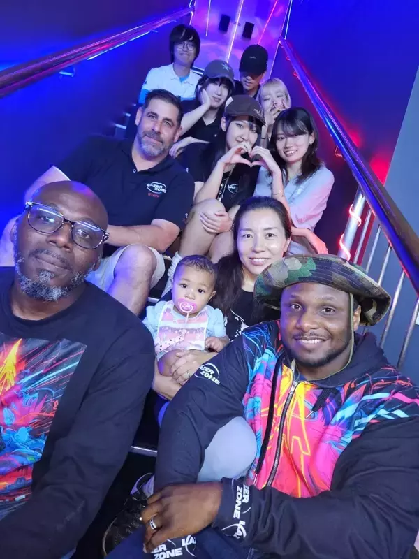 「国と言語の壁を越えて新しいゲームスポーツを紹介したい！世界で大人気のレーザータグ施設「LAZER ZONE」、アメリカ人開業者の手作り開店秘話！」の画像