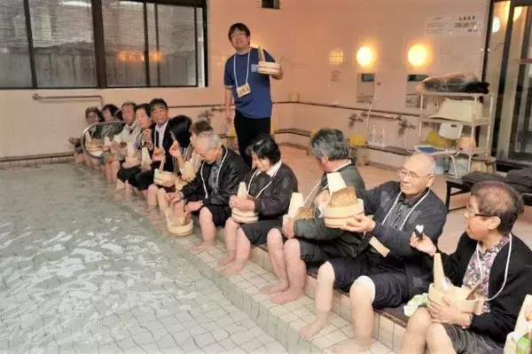 人気の高齢者交流イベントがコロナを乗り越えて復活！　6月26日（日） 露天風呂の日におふろcafe 白寿の湯にて「第31回 風呂コン」開催