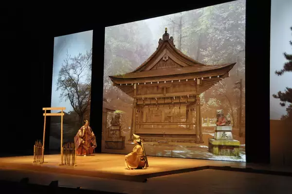 [能楽×現代美術～ヤマガミユキヒロが描く幽玄の世界～]佐賀県神埼市はんぎーホールにて、能楽と映像が融合した公演を開催。能の世界観・伝統文化をわかりやすく発信。【2026年2月28日（土）開催】