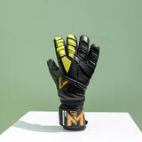 「日本初上陸！タイ・東南アジアで注目のゴールキーパーグローブブランド「V Premium」が日本での販売開始！」の画像1