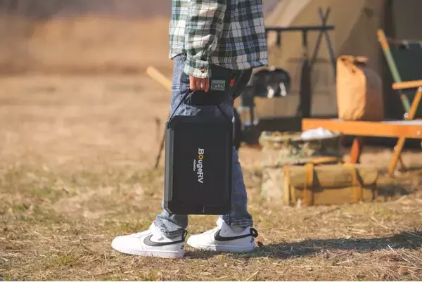 アウトドアブランドのBougeRVが、小型ポータブル電源「BougeRV JuiceGo」を純正弦波にアップグレードして発売