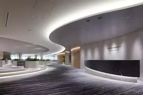「BLUE FRONT SHIBAURA TOWER S」内　野村不動産グループの新本社に「受付BPOサービス」を導入