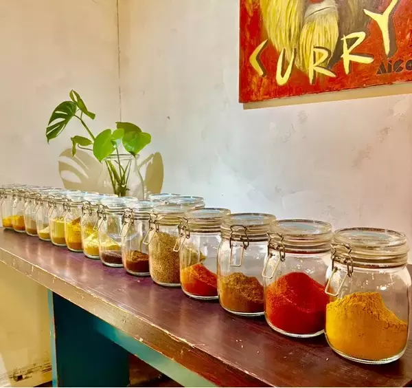 「“神戸の台所”から、スパイス文化を発信」東山商店街で“量り売り×カスタム”の新提案「食べる」から「持ち帰る」へ。日常にスパイスを