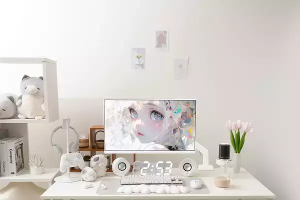 「カラフルなゲーミングモニターがSNSで話題沸騰。業界の常識を覆したPixio（ピクシオ）の挑戦とヒットの裏側」の画像