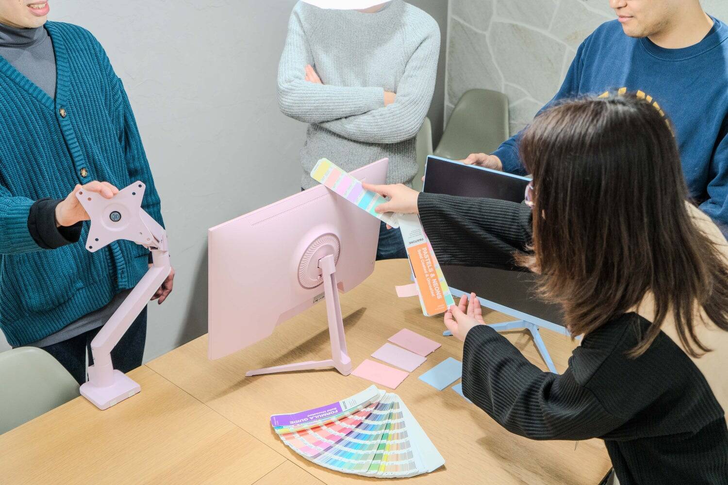 カラフルなゲーミングモニターがSNSで話題沸騰。業界の常識を覆したPixio（ピクシオ）の挑戦とヒットの裏側