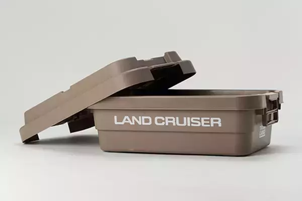【好評につき第2弾】アウトドア収納の定番「トランクカーゴ」からランドクルーザーとコラボレーションした「TC-50S LOW」が登場!
