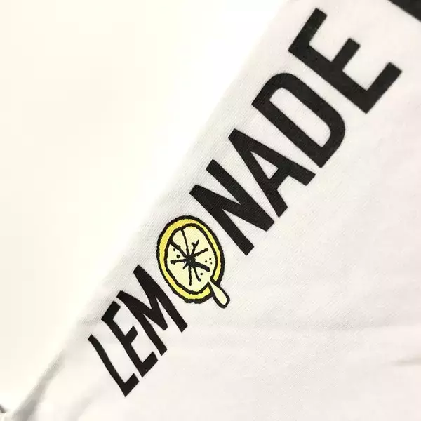 【レモニカ】スタッフユニフォームのパーカーをレモニカアパレルブランド「LEMONADE LEMONADE」から一般販売開始！