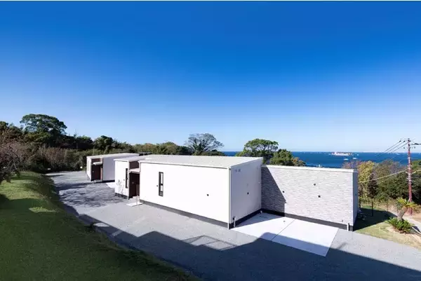 淡路島に愛犬と過ごせる関西最大級のプライベートドッグラン付き一棟貸し隠れ家ヴィラ「Sunset Dog Village 淡路島」を12月4日よりオープン！