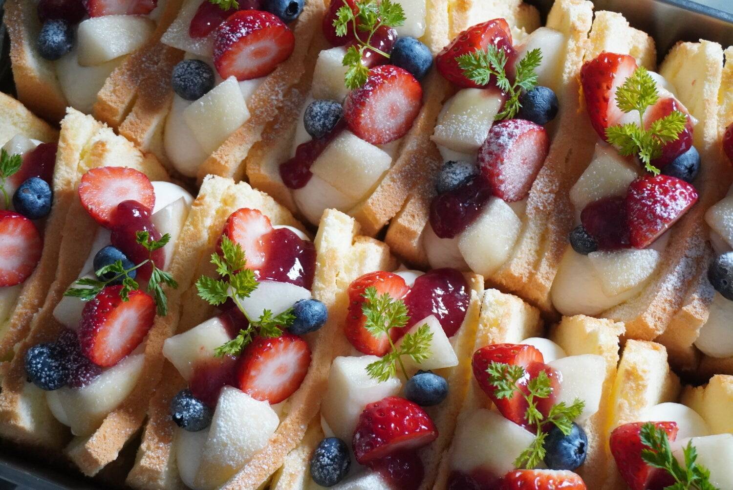 愛知県みよし市から全国へ。コンビニスイーツ開発職から自宅庭で3坪のお菓子屋「HANALULU」を開業した想いとその裏側のストーリー